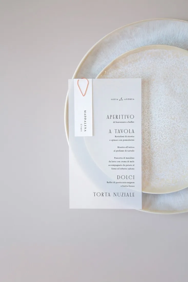 Menu con segnaposto Vellum Stile Times new romance