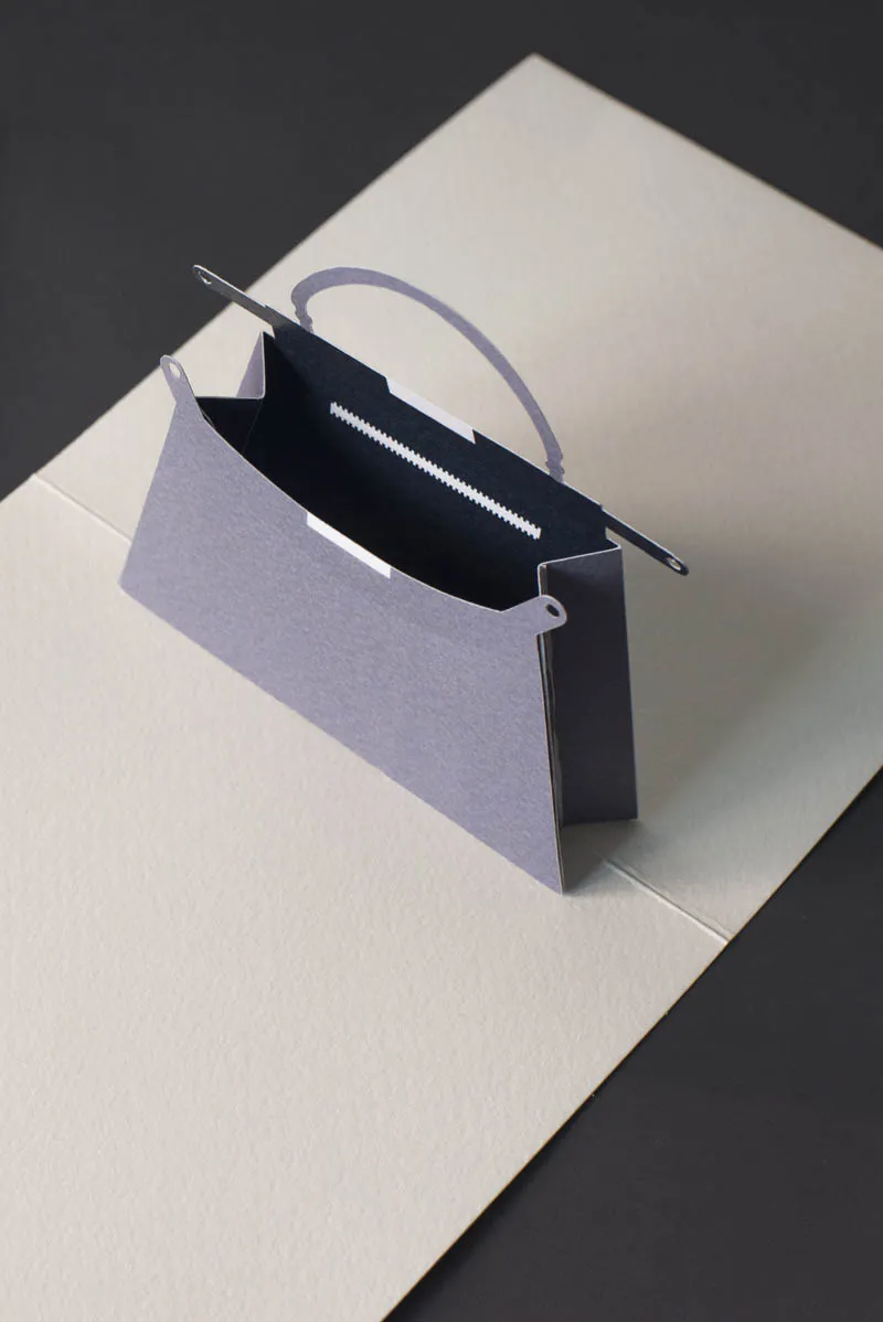 Fendi Peekaboo, Il Pop-Up Vedo - non Vedo.