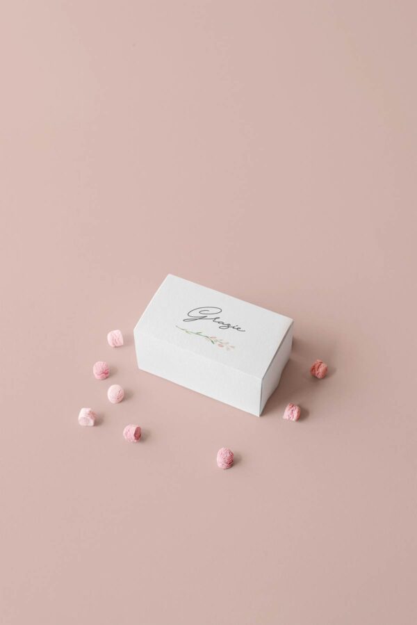 Peonie Scatola Fiamiferi Mockup Retro