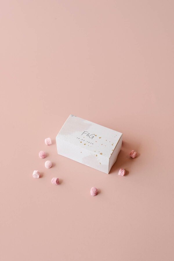 Rose Gold Scatola Fiamiferi Mockup Retro