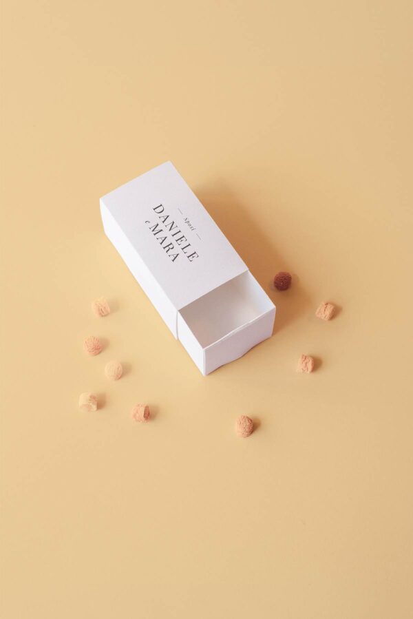 geometrica Scatola Fiamiferi Mockup fronte