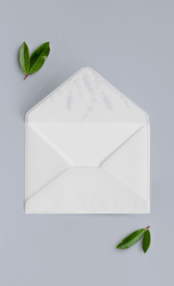 Busta Liner 13x18 Vellum Aperta Lavanda