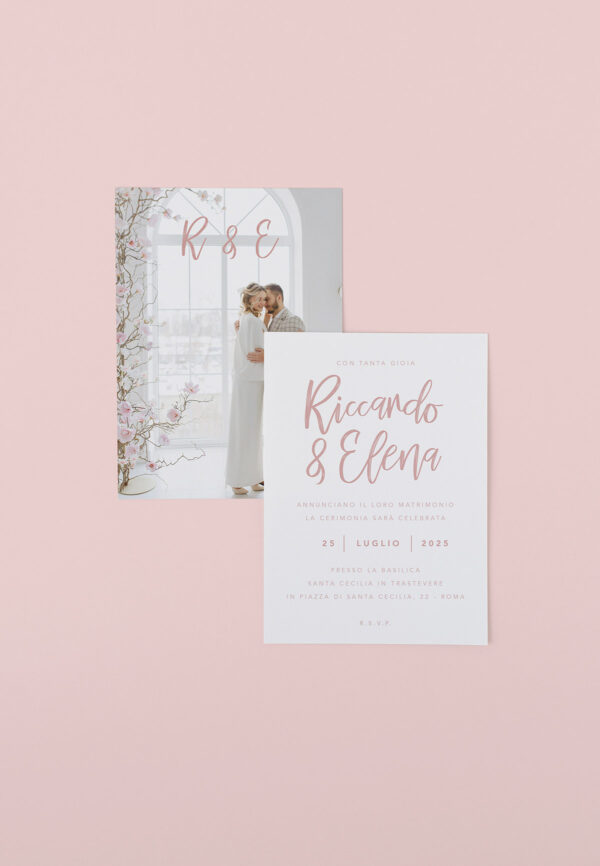 Romantica partecipazione fotografico