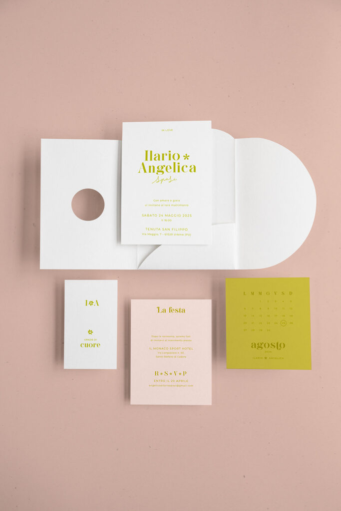 micro-wedding con le esclusive partecipazioni Daisy