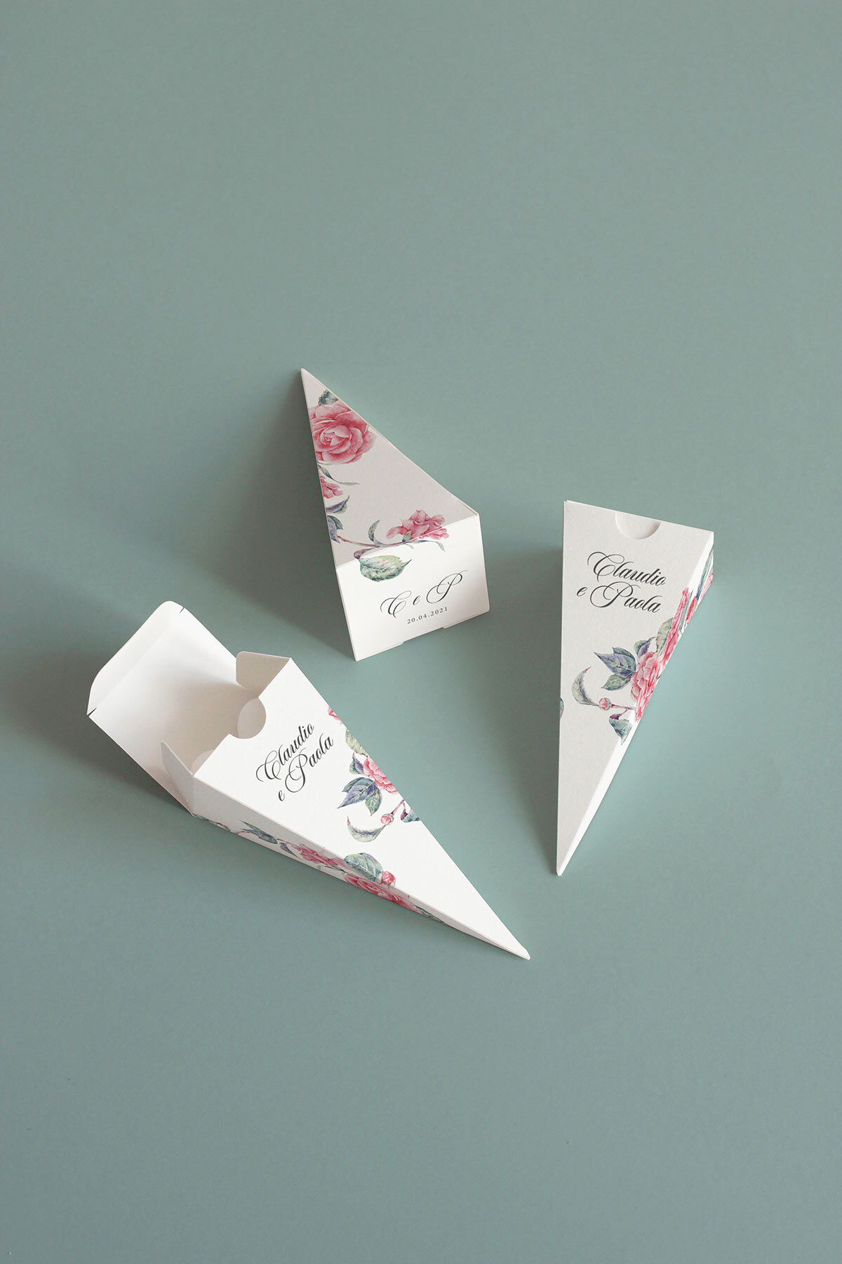 Cono Portariso A Piramide Stampato Camelie