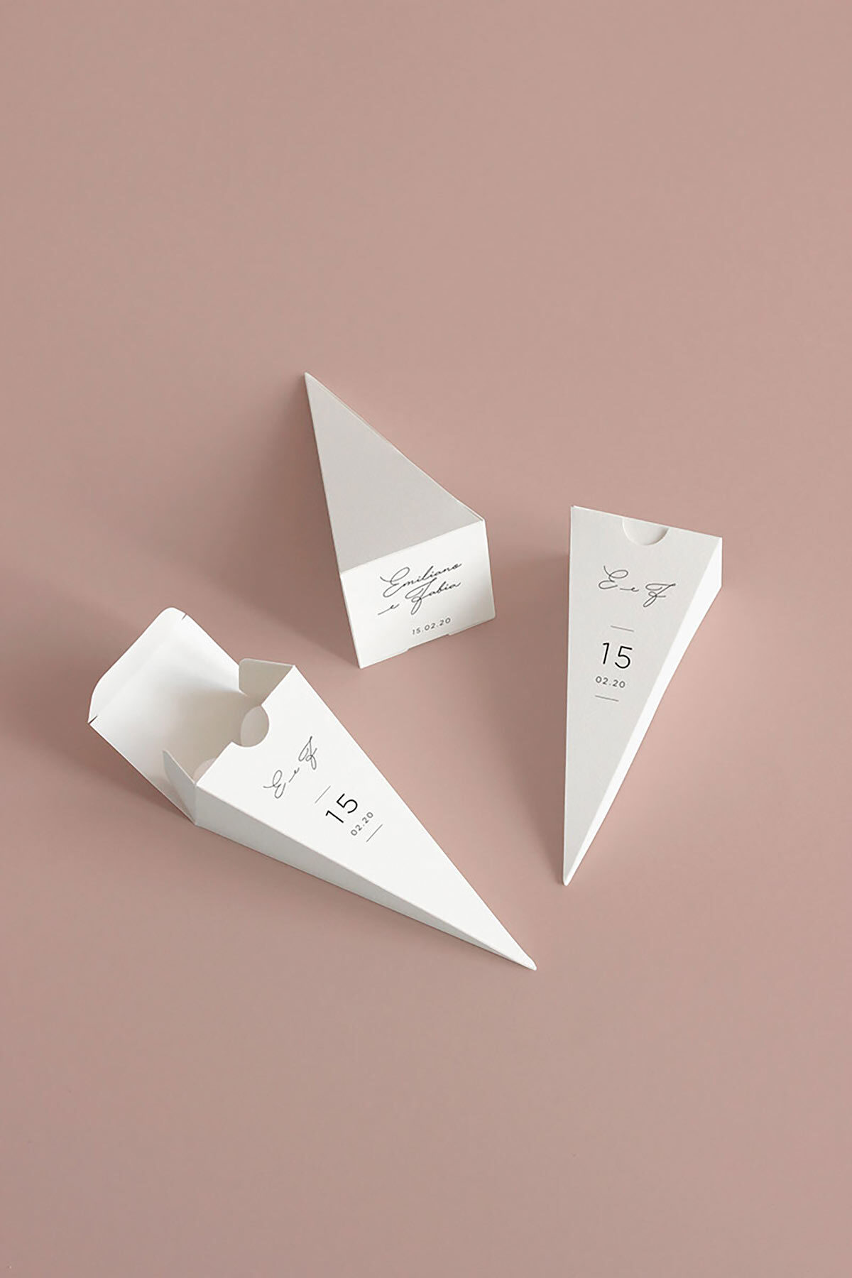 Cono Portariso A Piramide Stampato Photo Booth