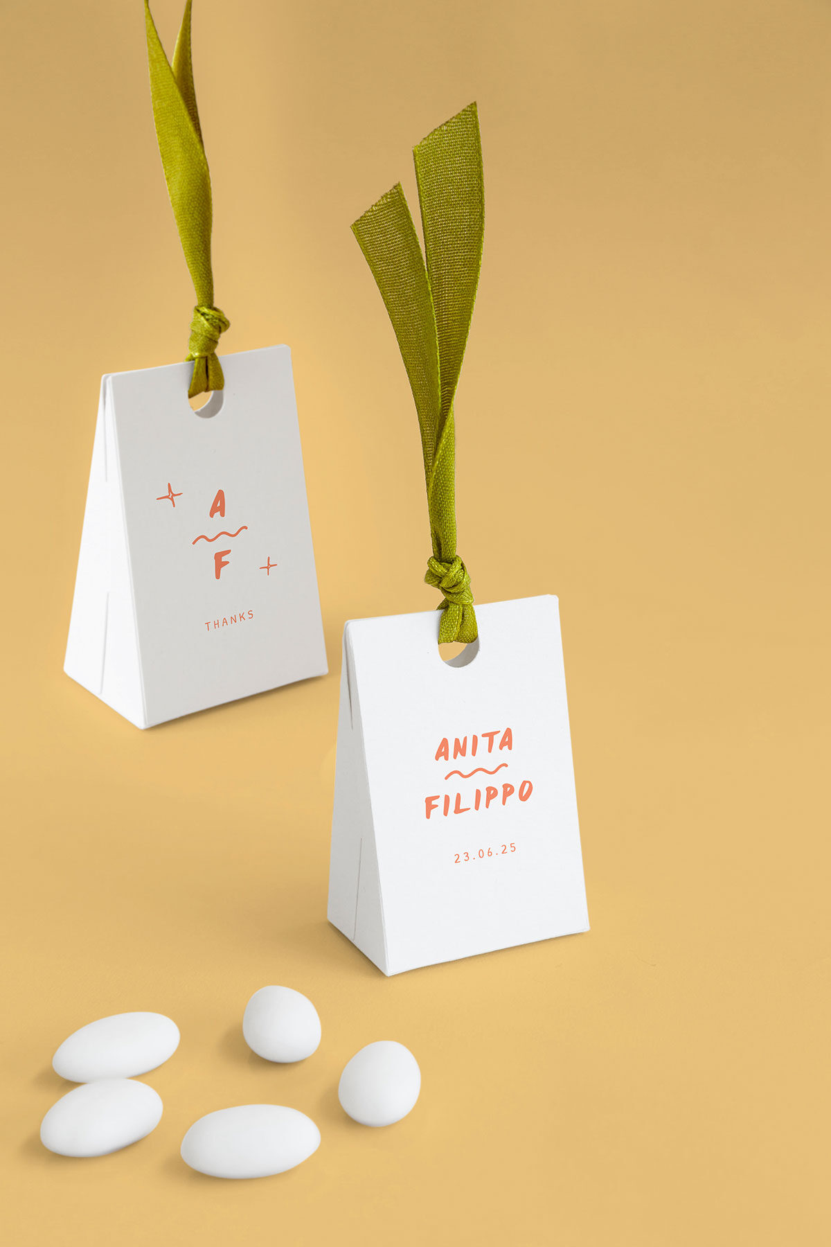 Scatolina Portaconfetti Triangolare Frida