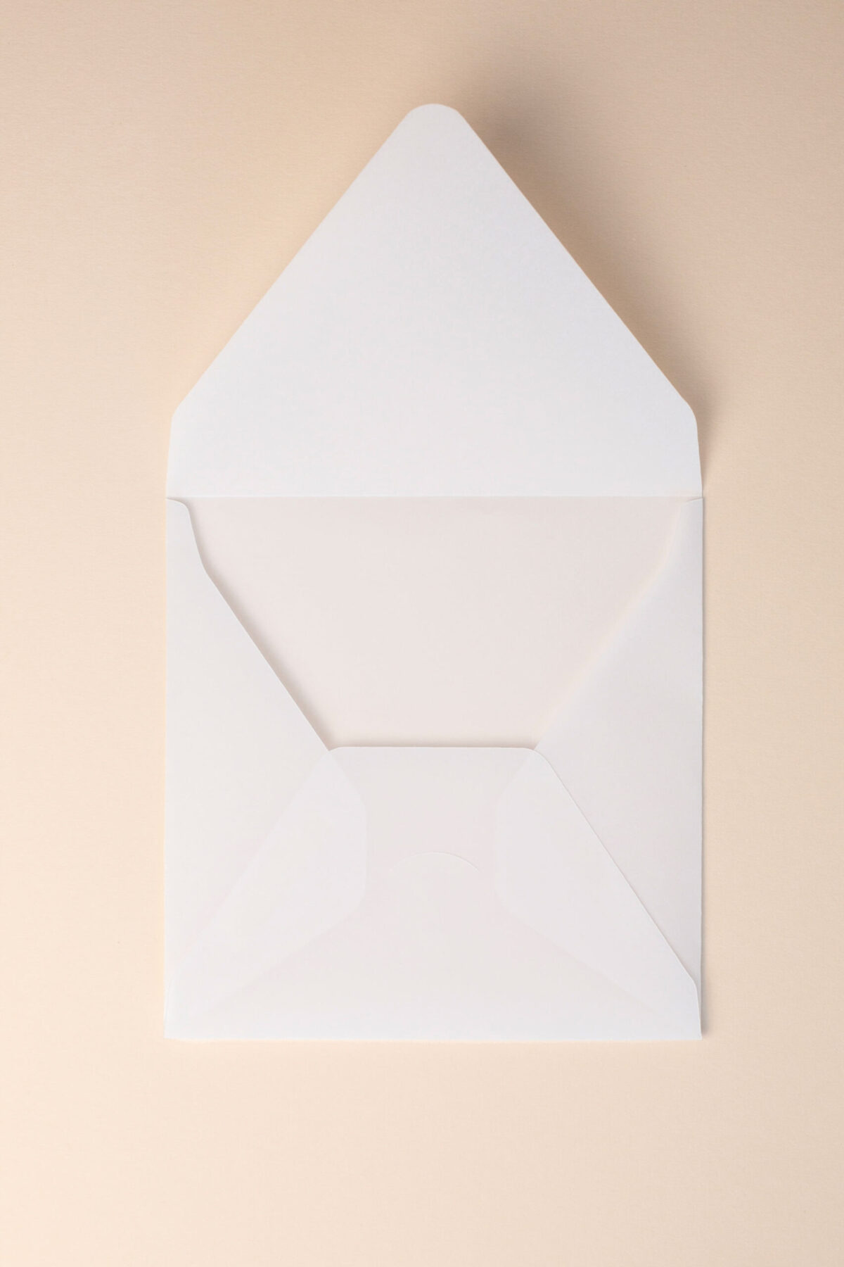 Busta Quadrata Punta V carta trasparente​